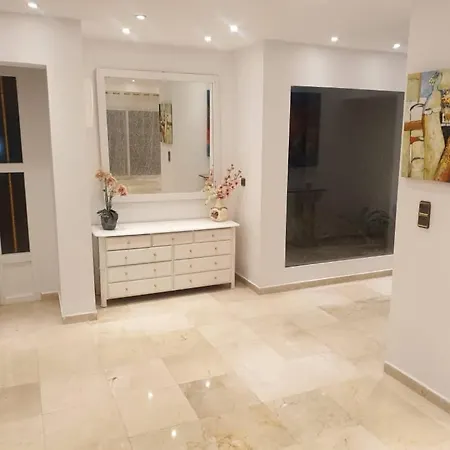 Villa De Luxe