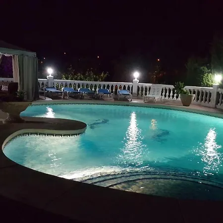 Villa De Luxe