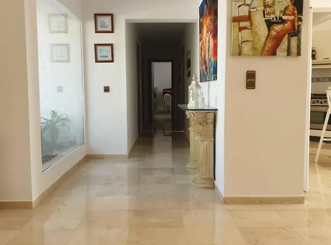 Villa De Luxe Villa *