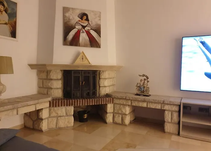 Villa De Luxe Villa *
